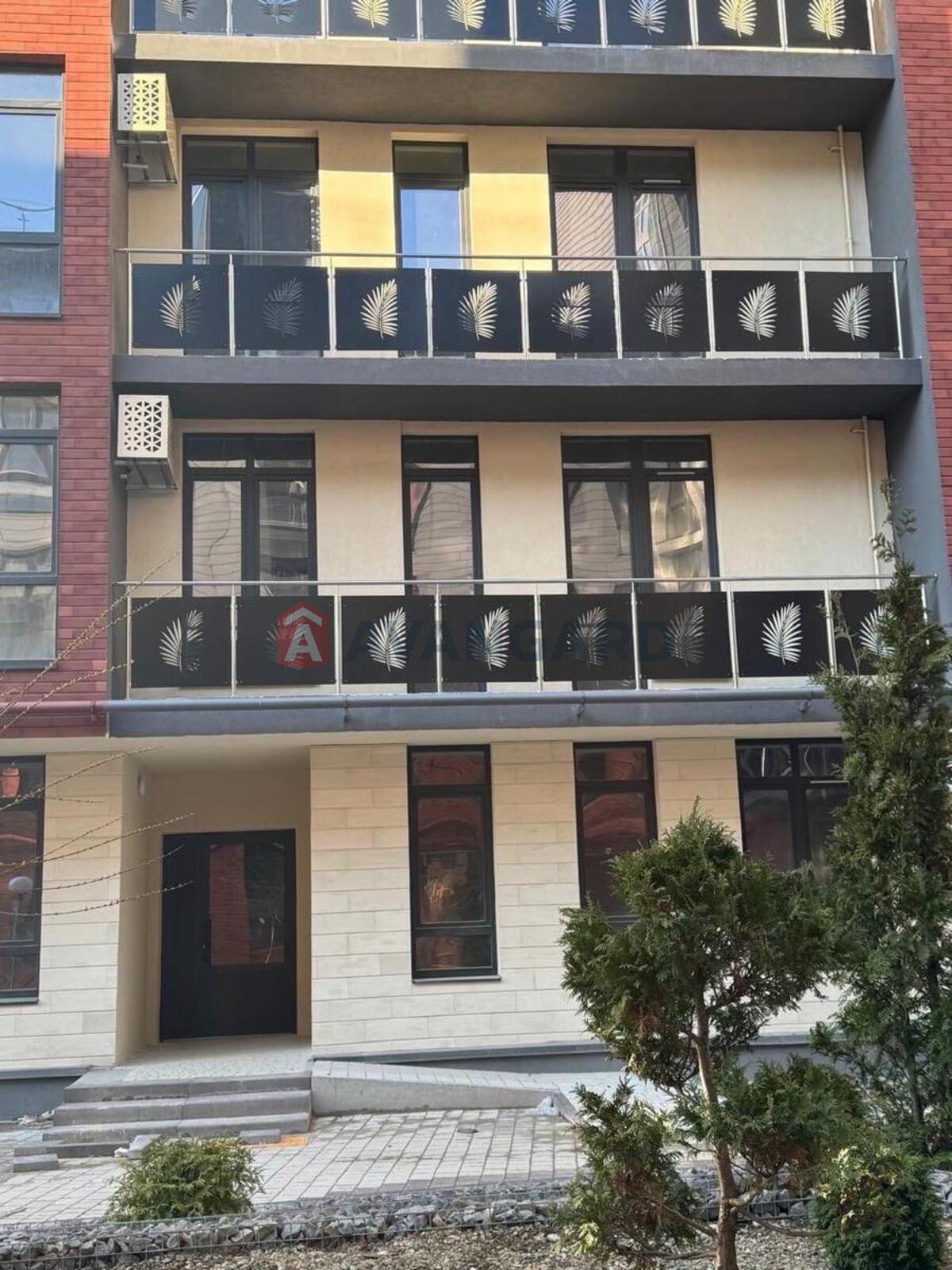 1 ��. ��������, 51/-/12 ��. �., 2/7 ������ ���� 3