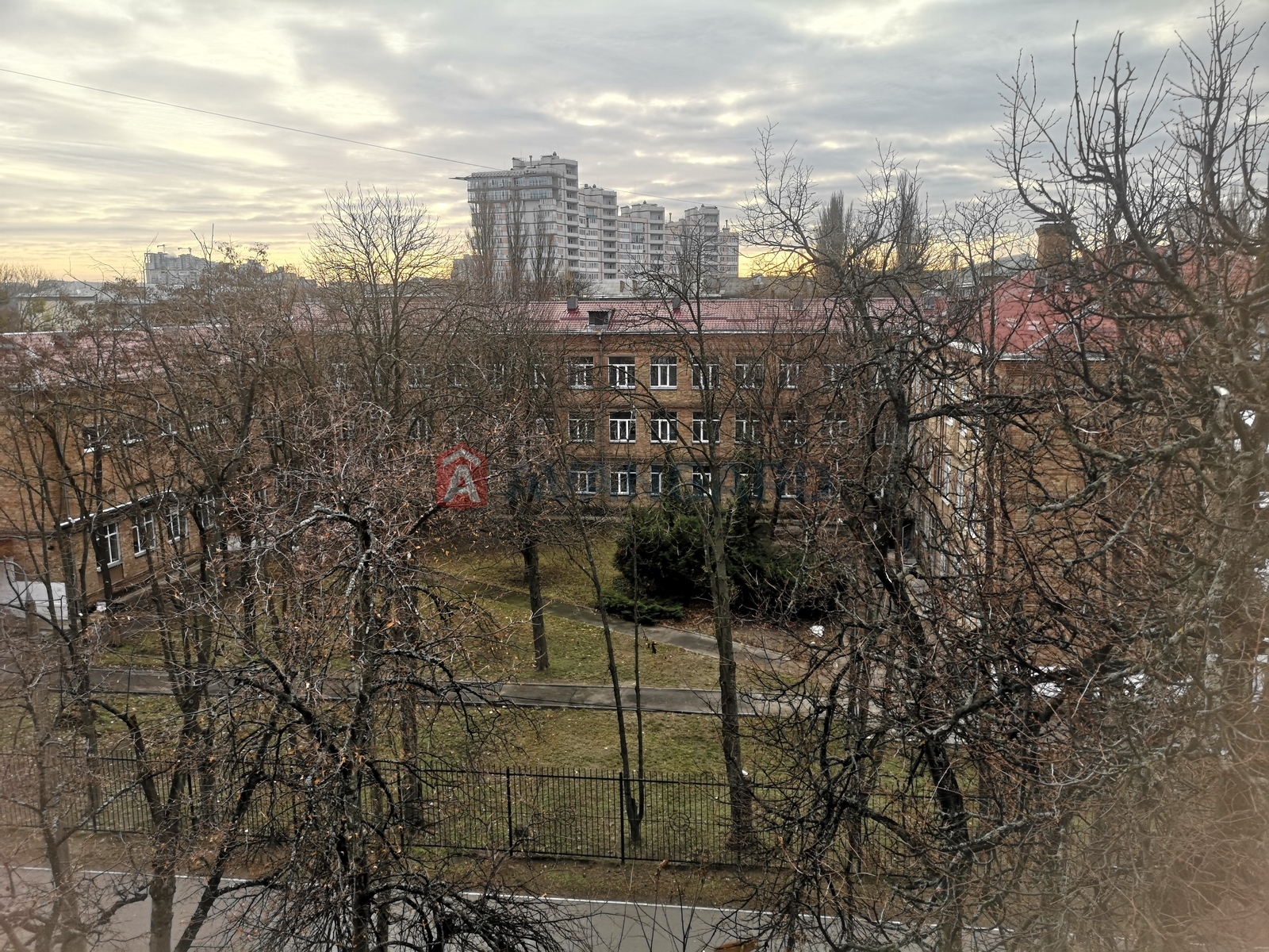 1 ��. ��������, 34/-/8 ��. �., 4/5 ������ ���� 4