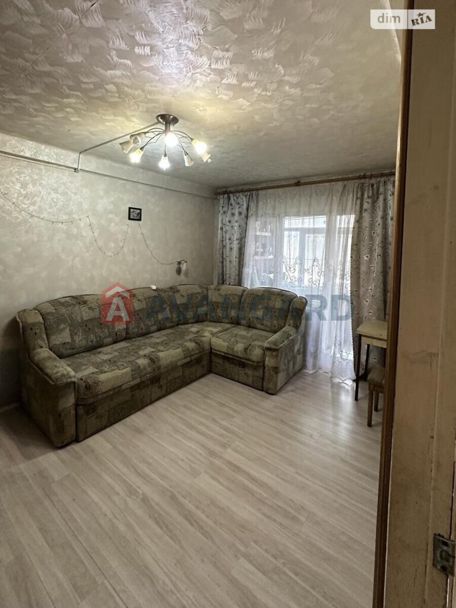 2 ��. ��������, 46/29/7 ��. �., 1/5 ������ ���� 2