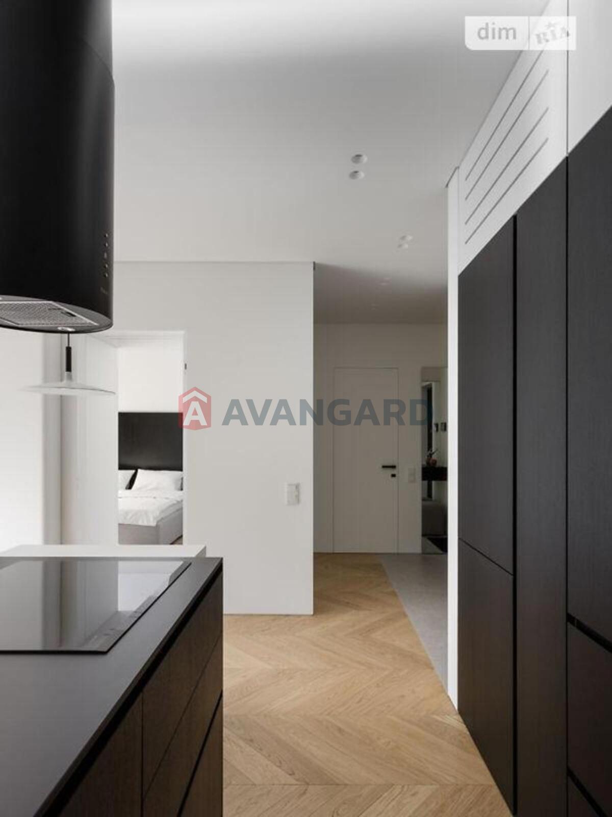 1 ��. ��������, 43/14/17 ��. �., 5/10 ������ ���� 4