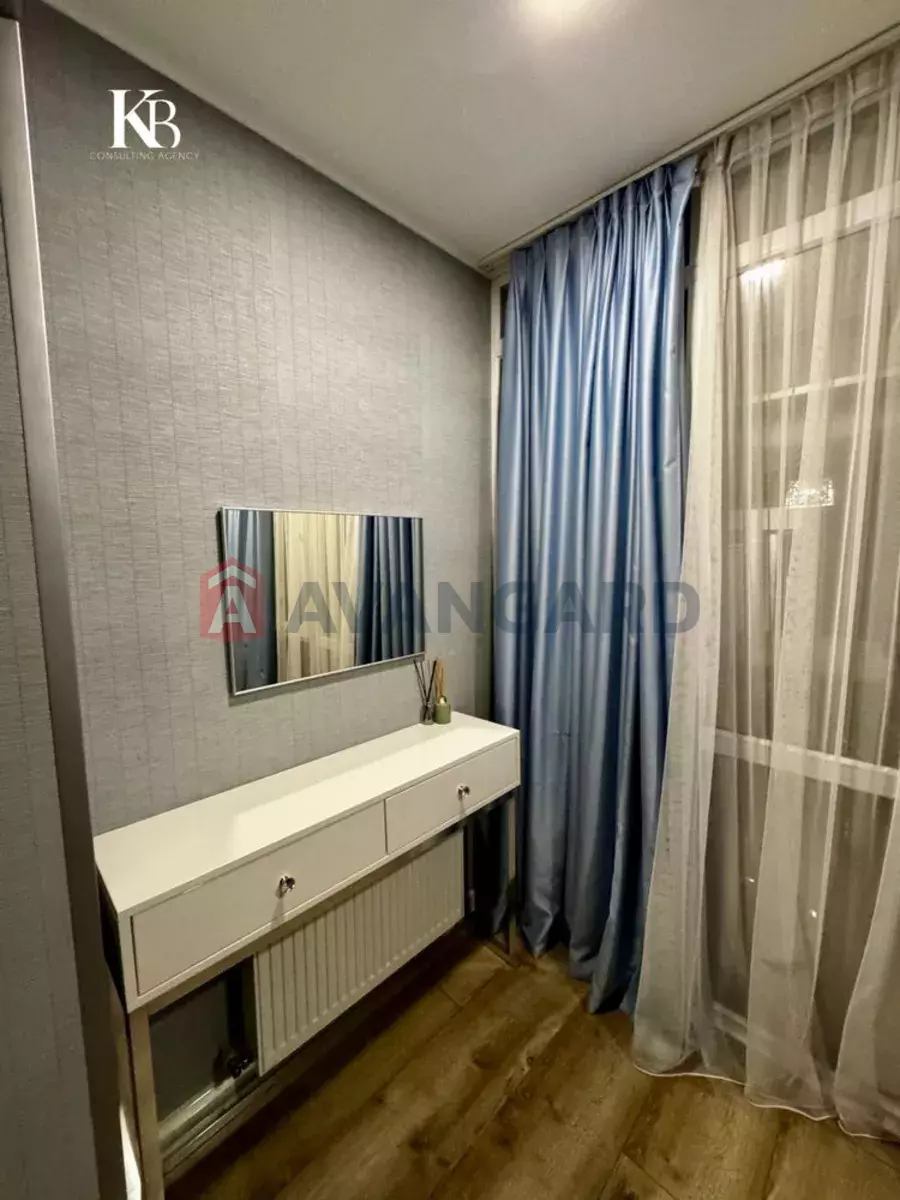 3 ��. ��������, 80/-/25 ��. �., 12/12 ������ ���� 18