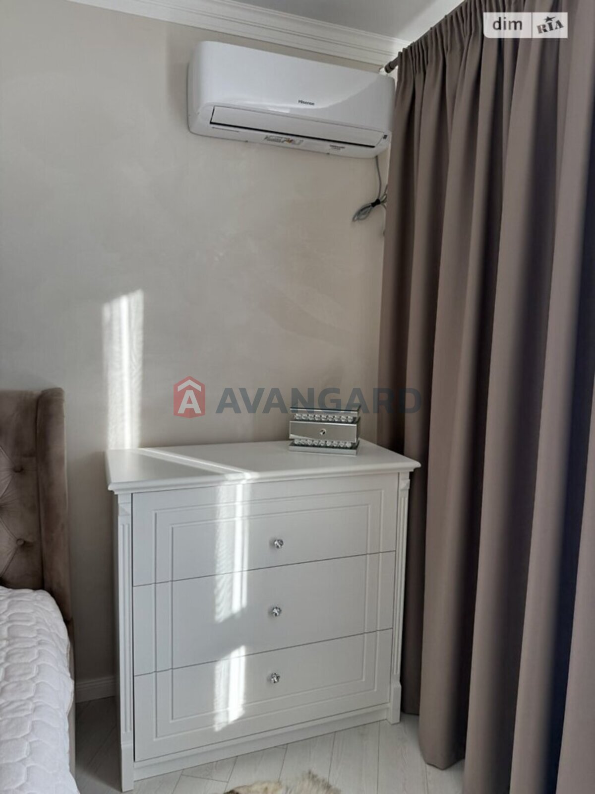 2 . , 70/-/17 . ., 8/9   4