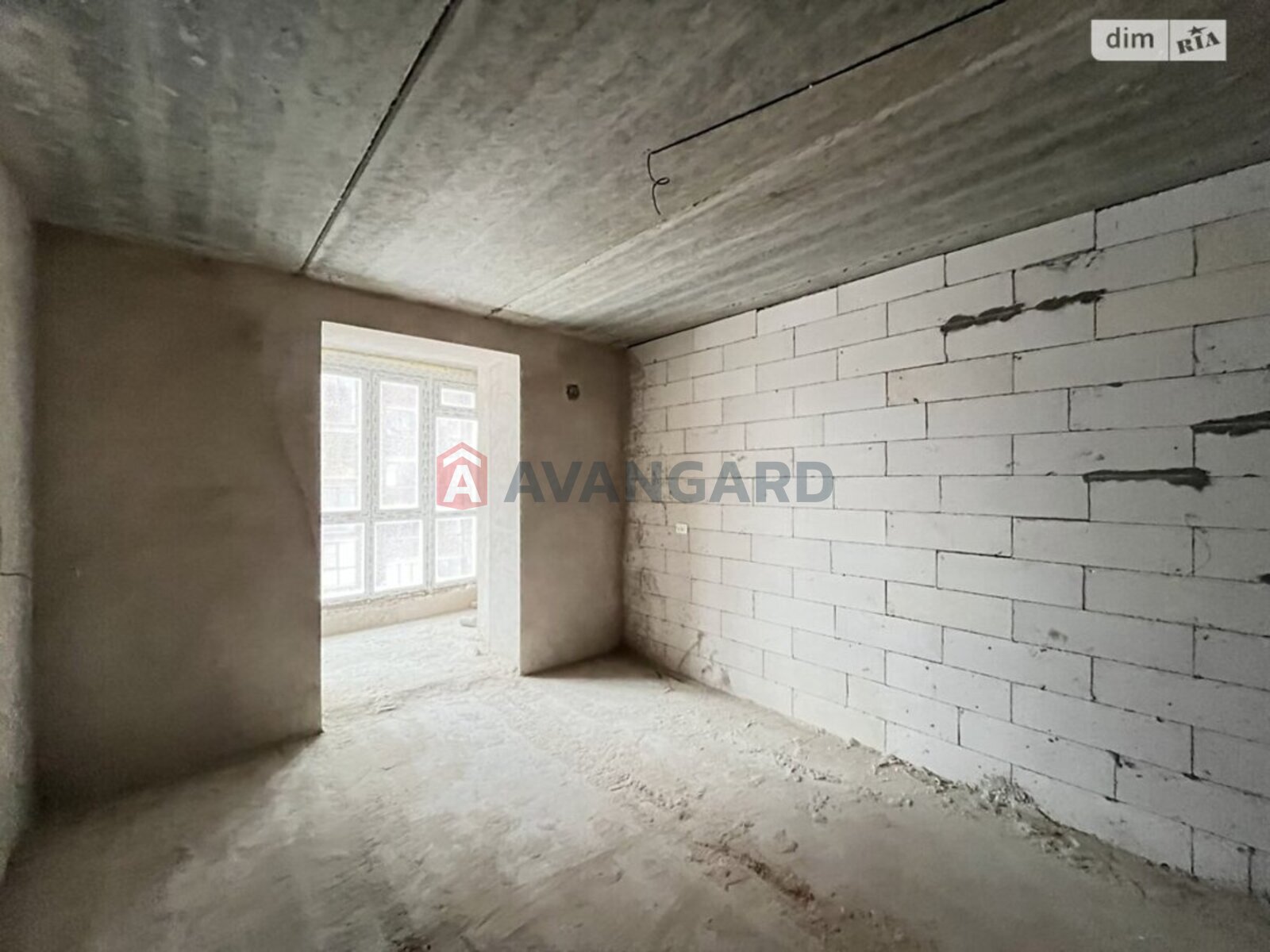 2 ��. ��������, 76/37/15 ��. �., 6/10 ������ ���� 10