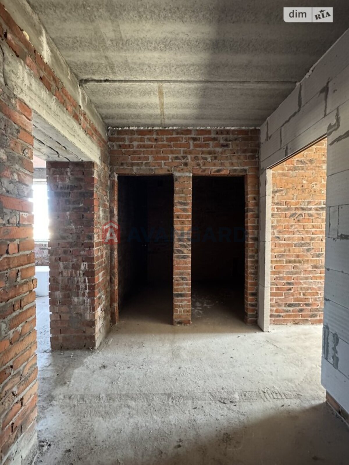 2 ��. ��������, 51/28/12 ��. �., 8/10 ������ ���� 1