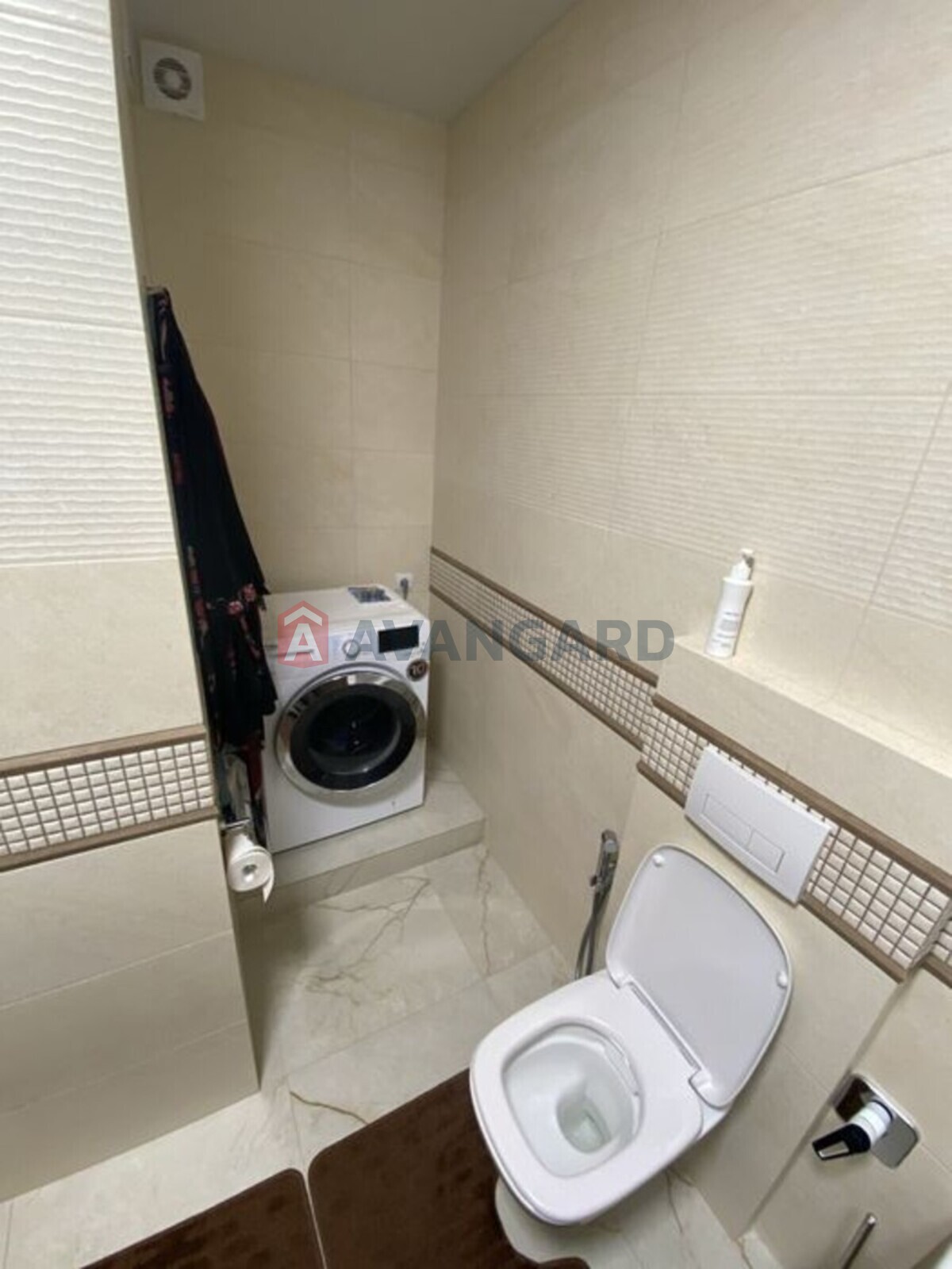 2 ��. ��������, 80/-/18 ��. �., 9/12 ������ ���� 9