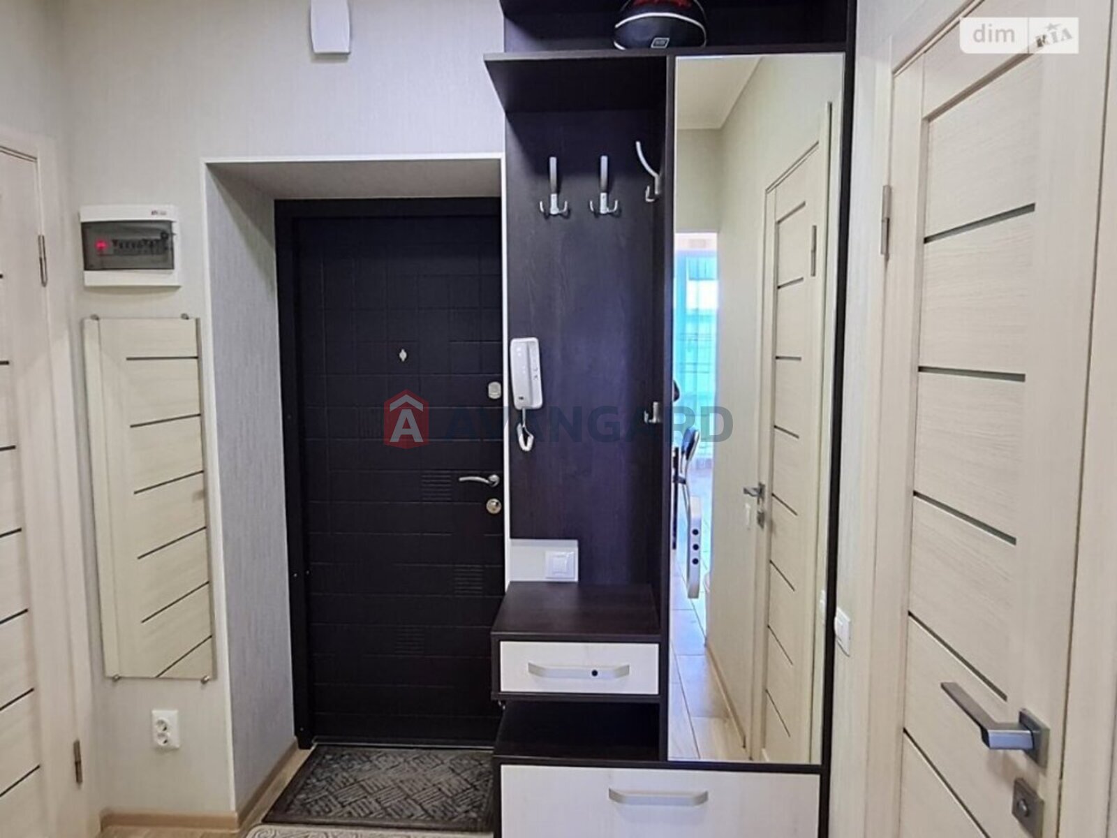 1 ��. ��������, 45/20/15 ��. �., 3/12 ������ ���� 2