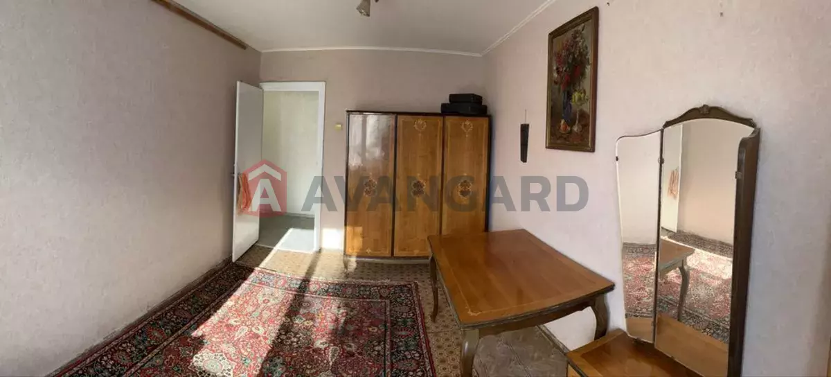 2 ��. ��������, 50/-/7 ��. �., 6/9 ������ ���� 9