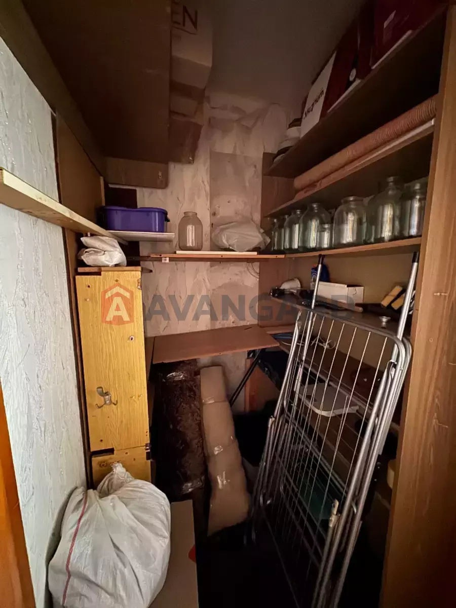 3 ��. ��������, 68/-/8 ��. �., 6/9 ������ ���� 6