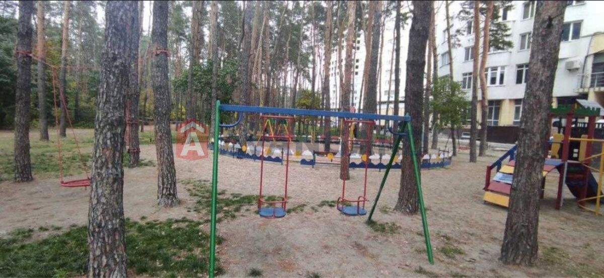 1 ��. ��������, 37/-/20 ��. �., 24/25 ������ ���� 21