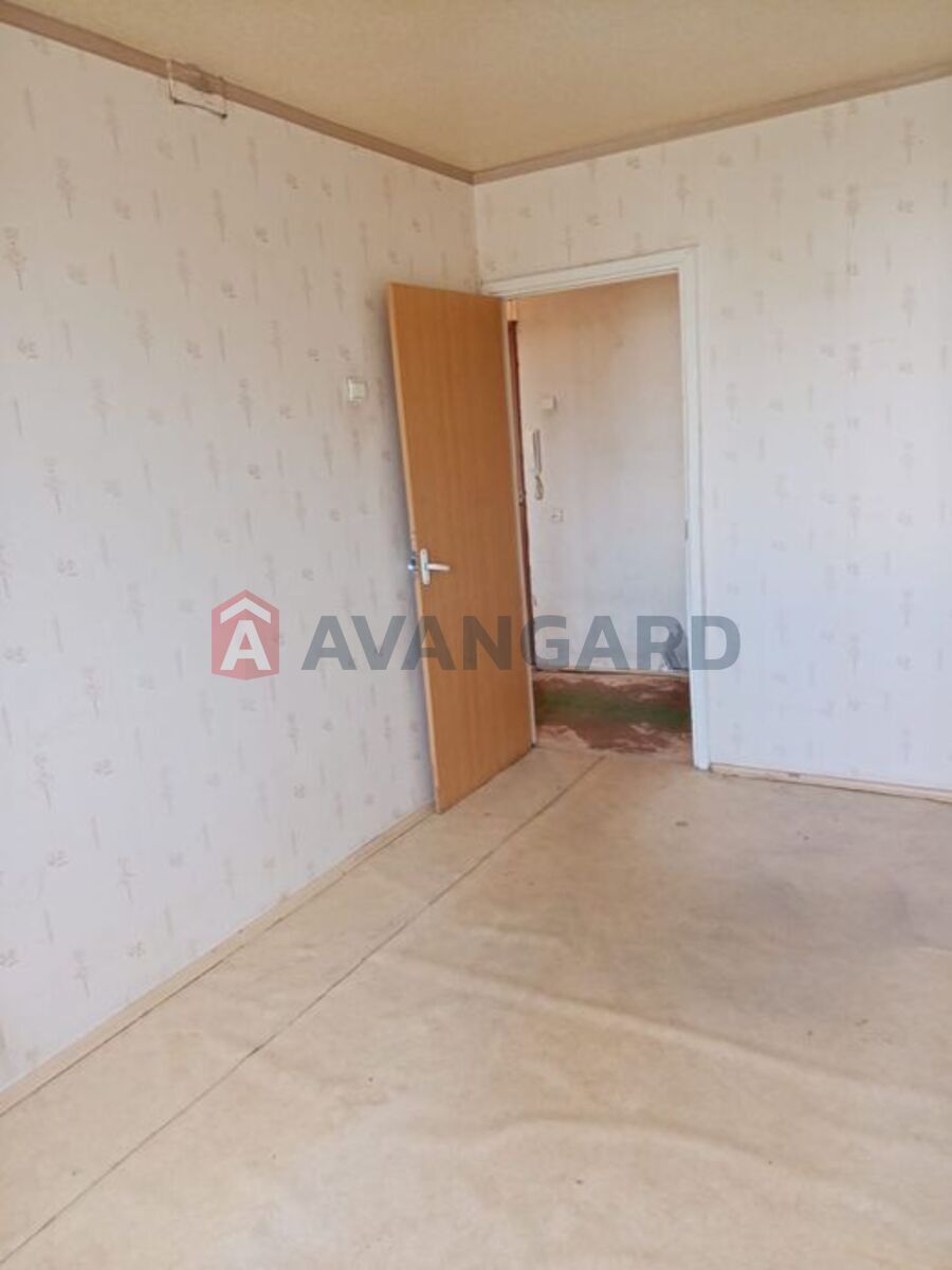 1 ��. ��������, 63/-/8 ��. �., 6/9 ������ ���� 4