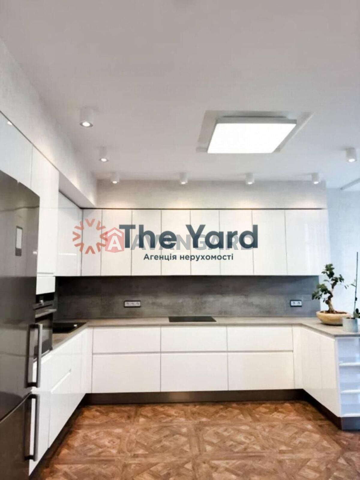 2 ��. ��������, 118/63/28 ��. �., 15/29 ������ ���� 2