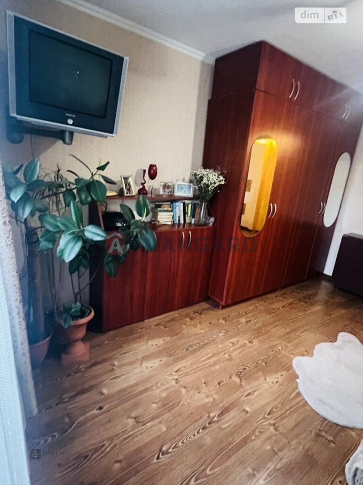 3 ��. ��������, 69/52/7 ��. �., 1/5 ������ ���� 7