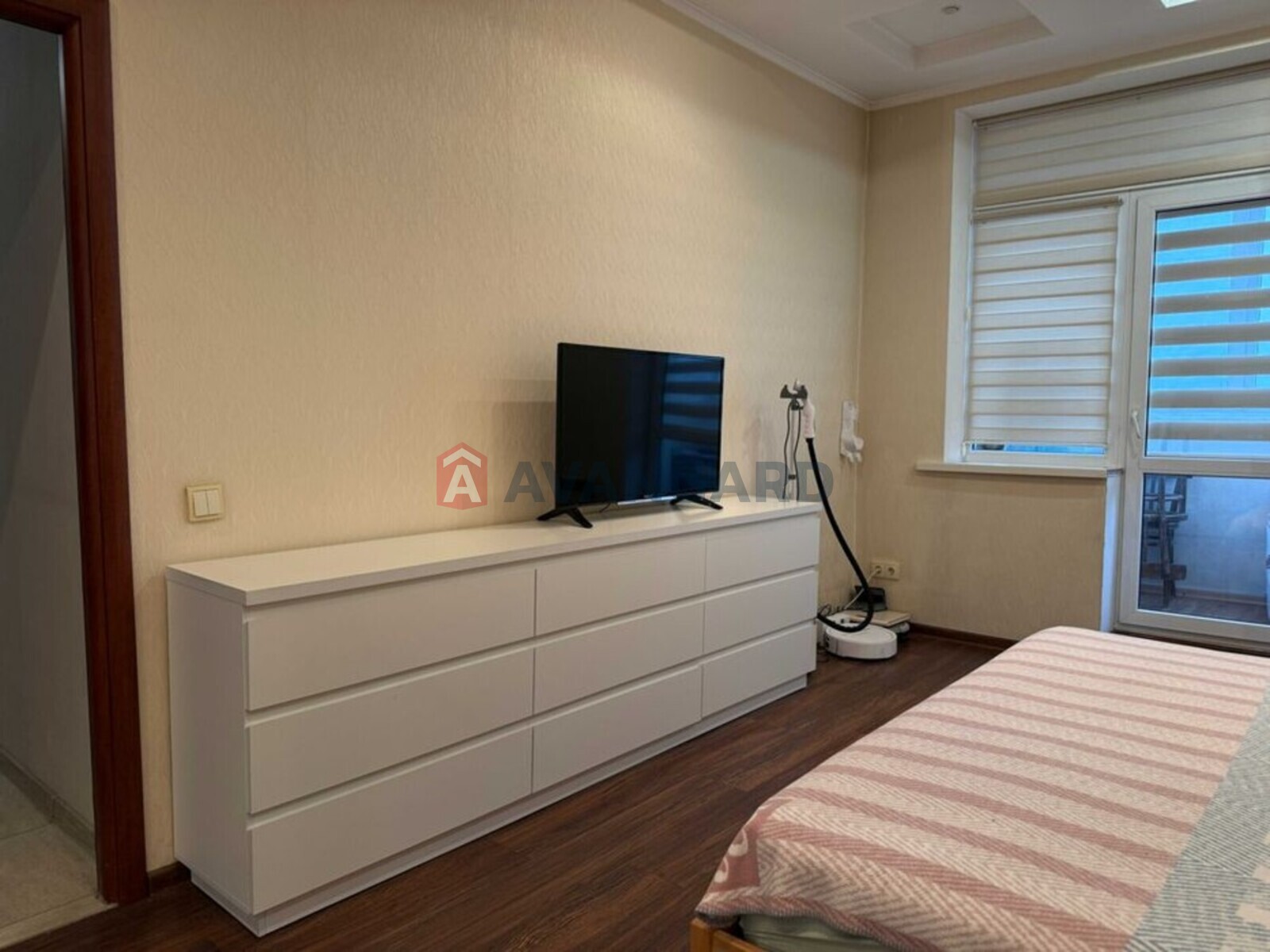 2 . , 55/-/23 . ., 4/4   23