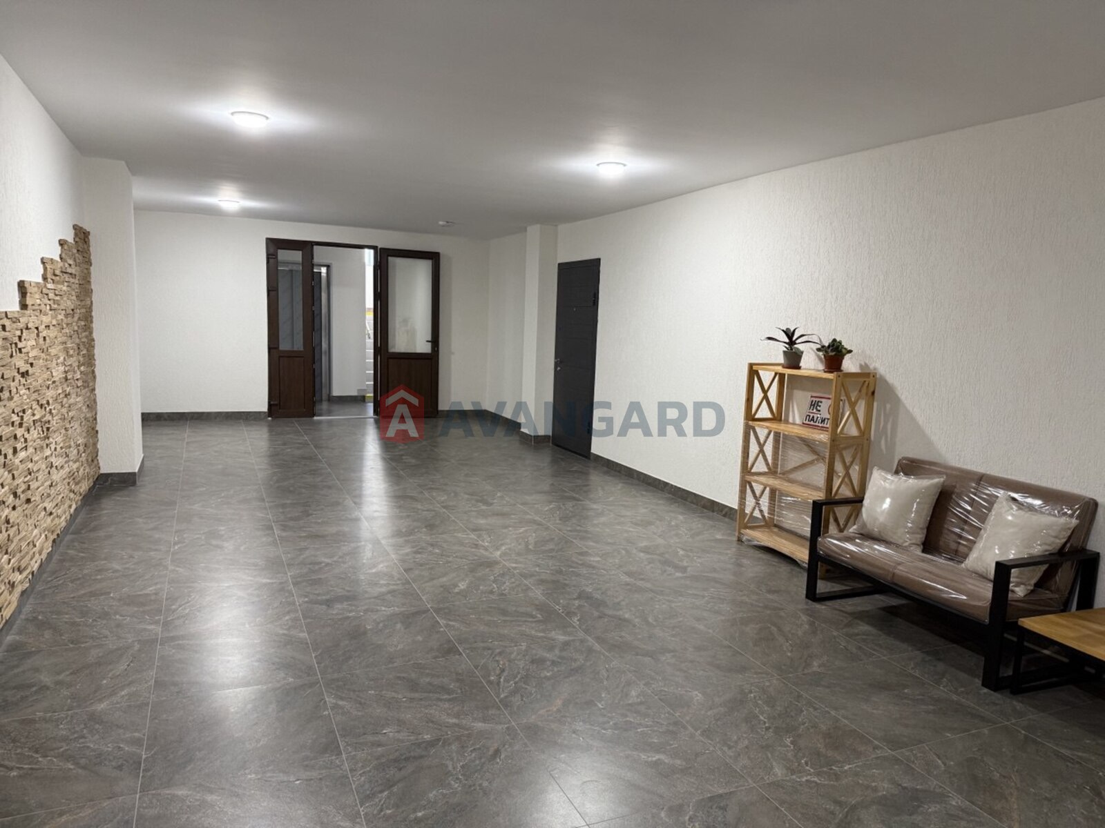 2 ����. ��������, 76/44,4/14 ��. �., 9/5 ���� ���� 1