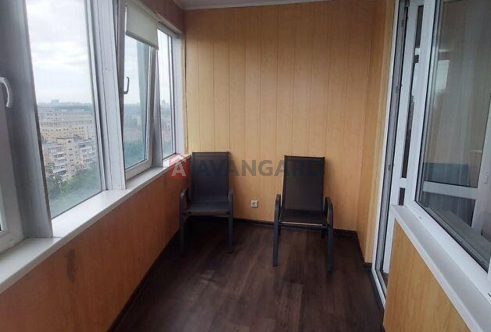 2 ��. ��������, 81/-/- ��. �., 17/25 ������ ���� 12