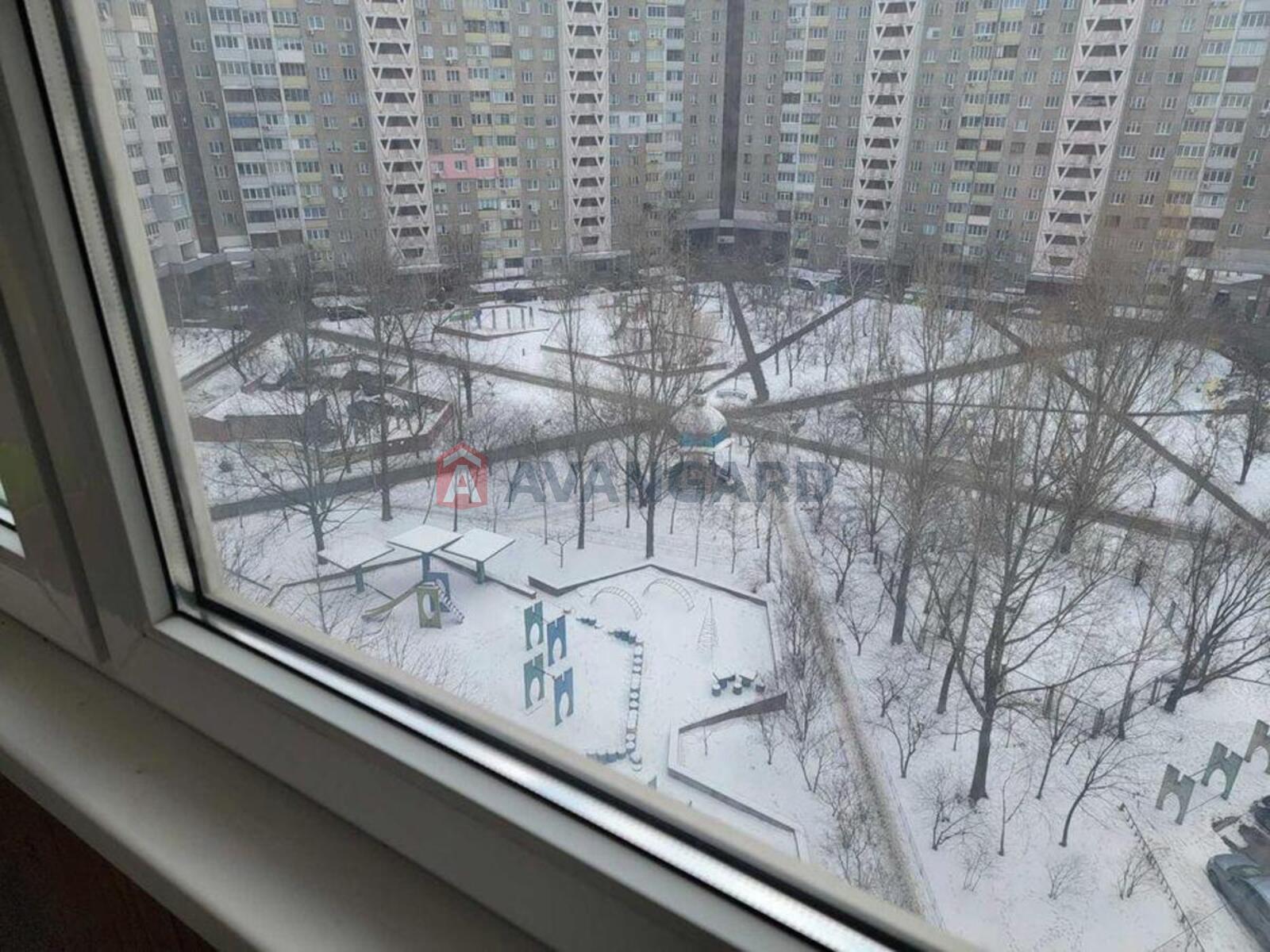 1 ��. ��������, 36/-/8 ��. �., 10/22 ������ ���� 14