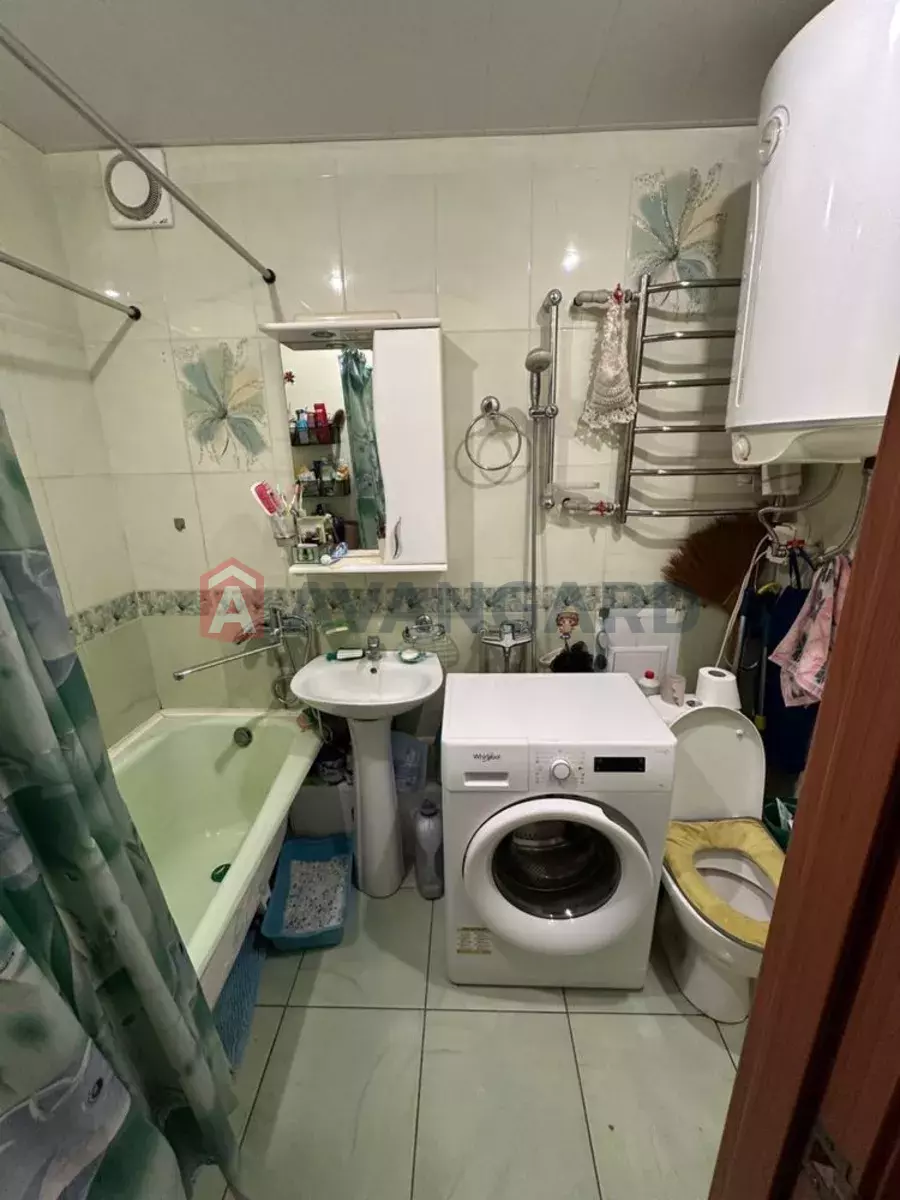 2 ��. ��������, 42/-/6 ��. �., 5/5 ������ ���� 5