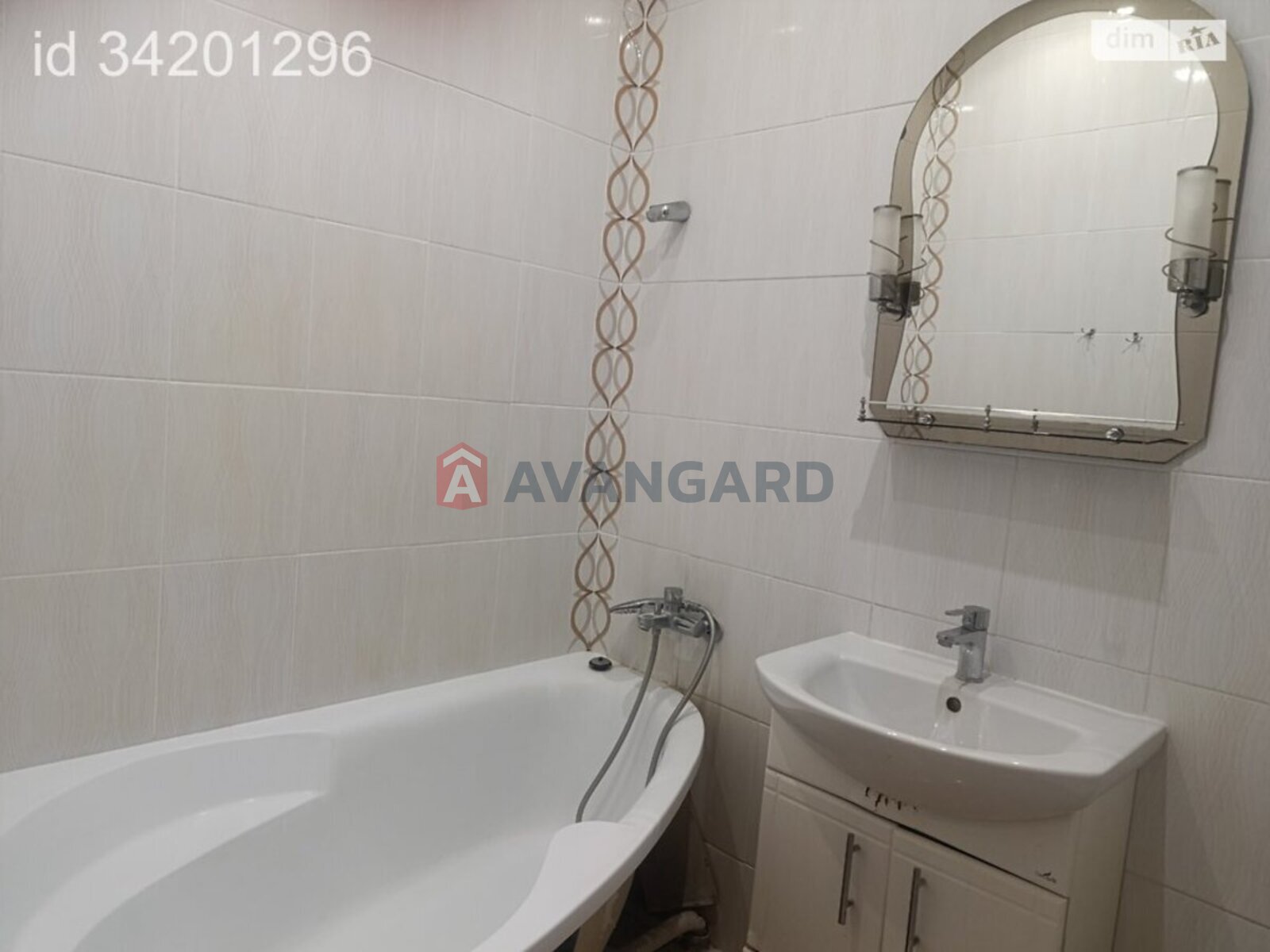 1 ��. ��������, 39/-/- ��. �., 3/4 ������ ���� 2