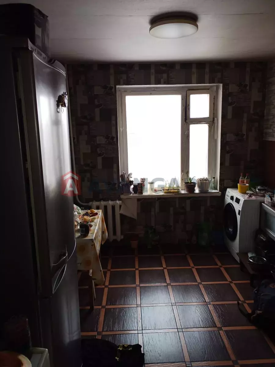 3 ��. ��������, 68/-/8 ��. �., 9/10 ������ ���� 1