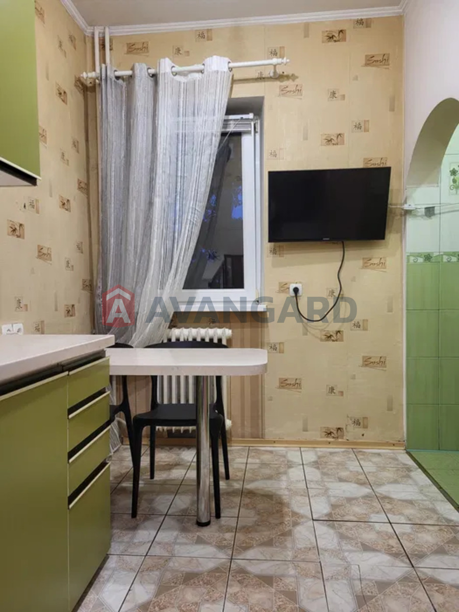 3 ��. ��������, 73/-/9 ��. �., 3/4 ������ ���� 1