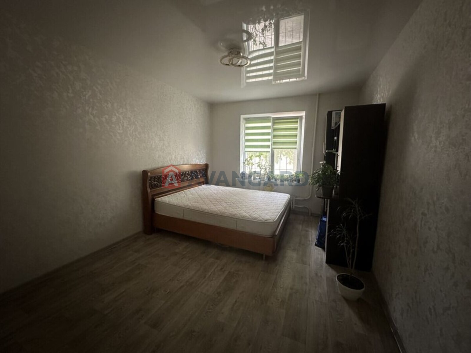 2 ��. ��������, 51/-/12 ��. �., 1/9 ������ ���� 5