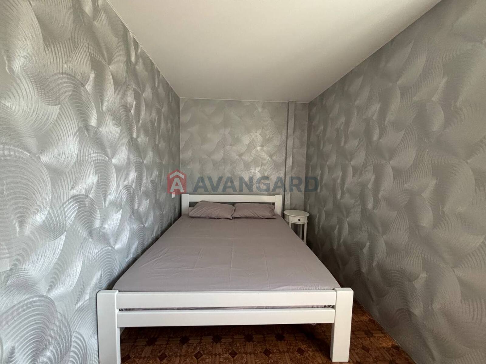 2 ��. ��������, 45/-/8 ��. �., 3/5 ������ ���� 12