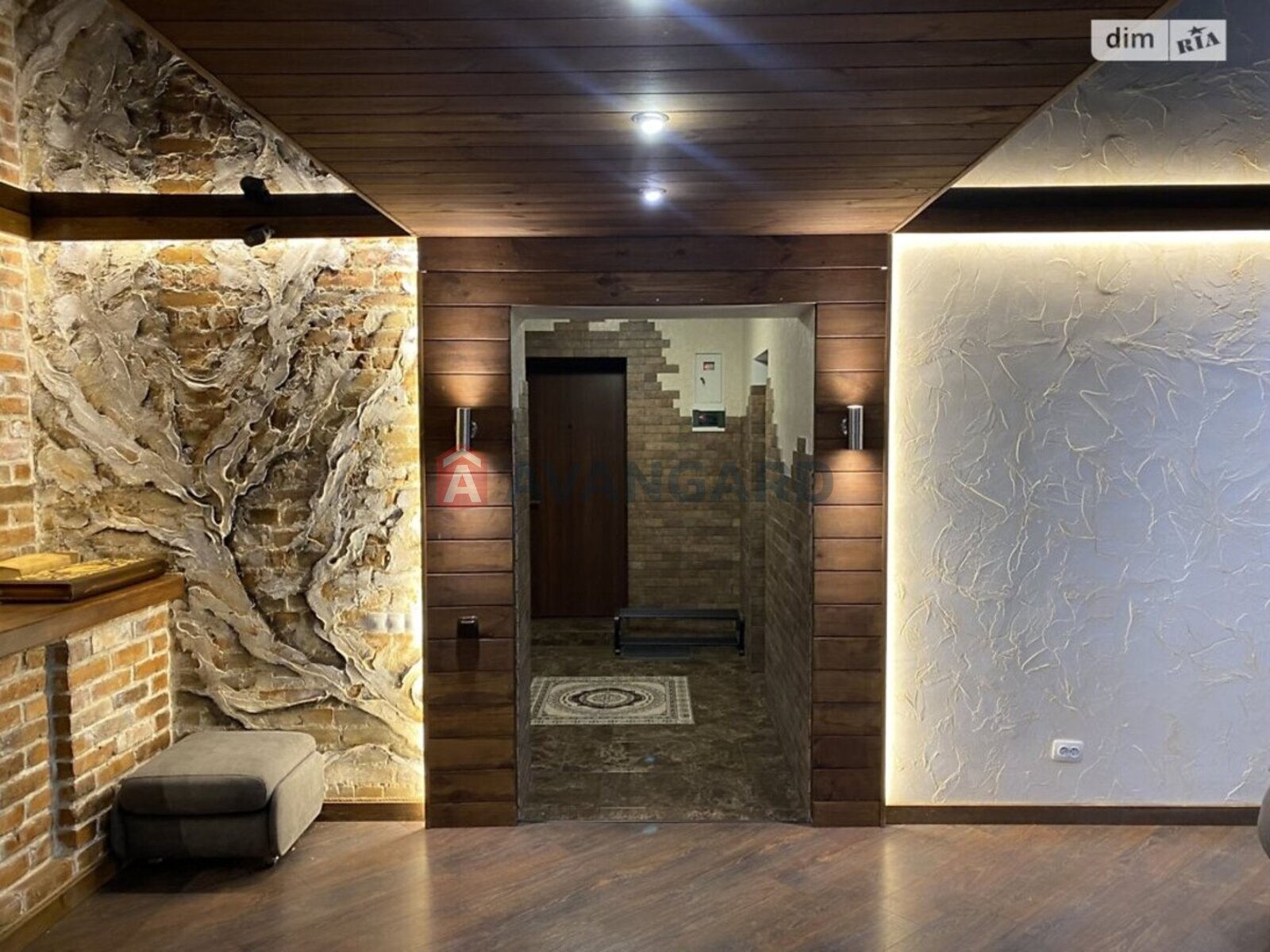 3 ��. ��������, 98/67/14 ��. �., 1/5 ������ ���� 7