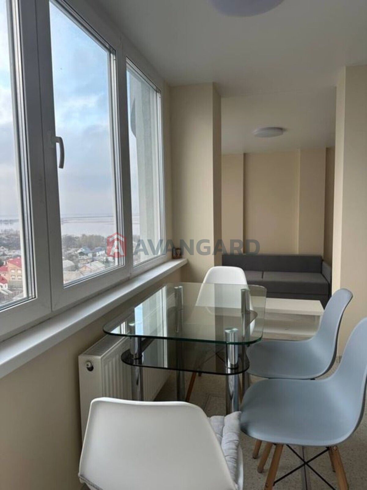 1 ��. ��������, 46/-/16 ��. �., 13/17 ������ ���� 4