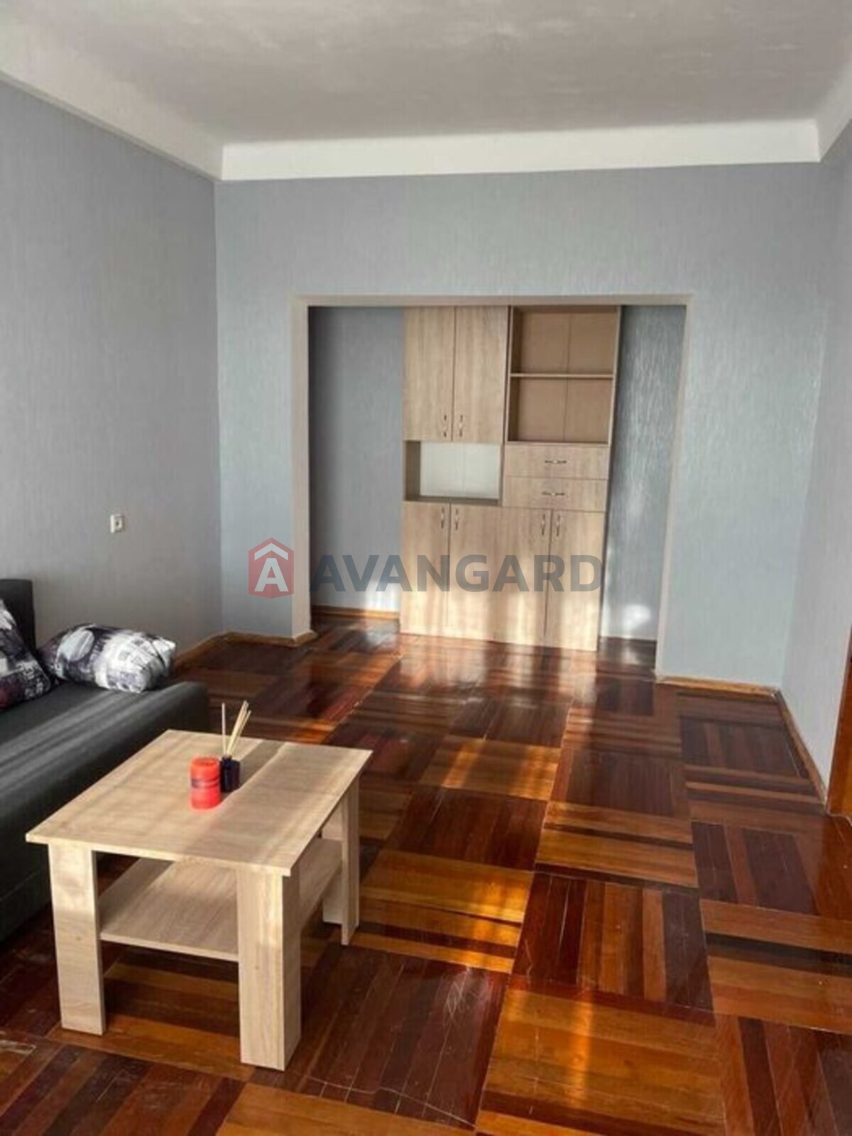 2 ����. ��������, 58/-/12 ��. �., 9/10 ���� ���� 2