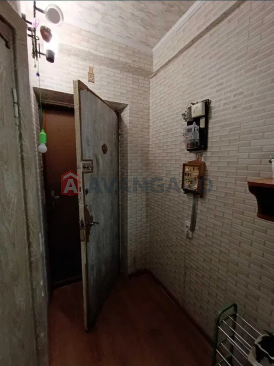 3 ����. ��������, 54/-/6 ��. �., 2/5 ���� ���� 9