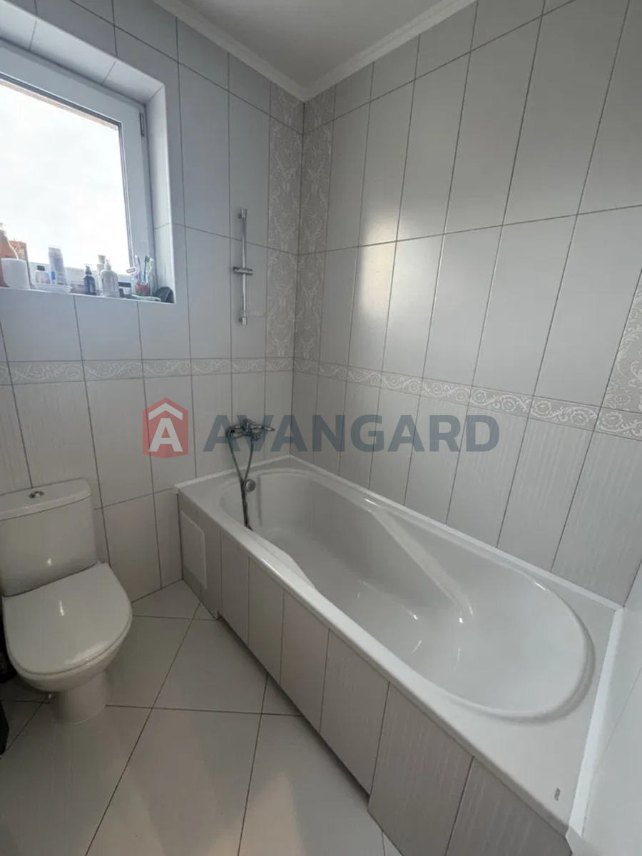 1 ��. ��������, 56/-/12 ��. �., 9/12 ������ ���� 8