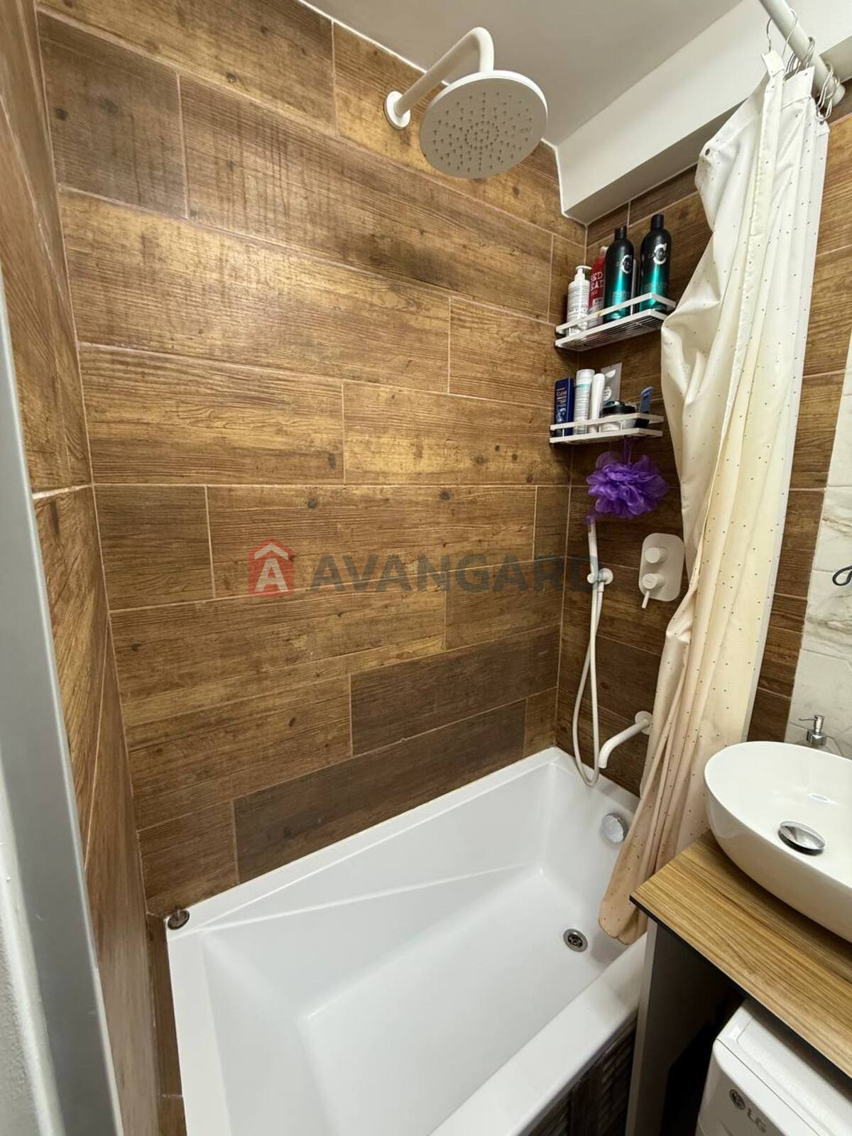 3 ��. ��������, 69/45/8 ��. �., 4/9 ������ ���� 3