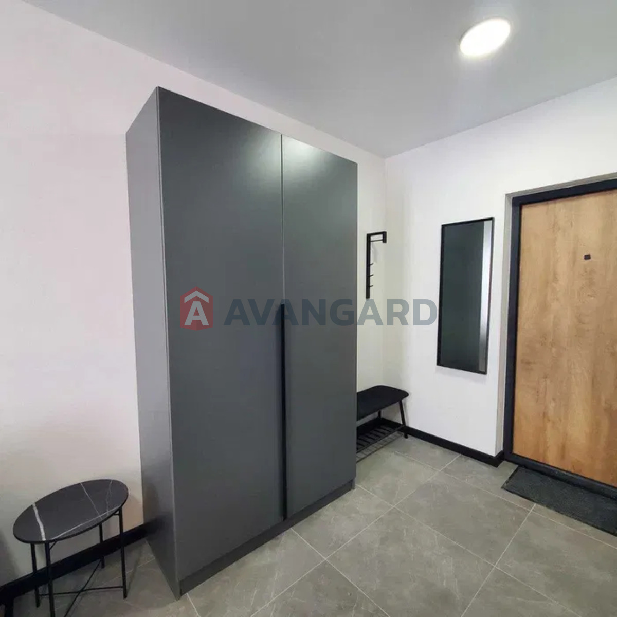 1 ��. ��������, 28/-/8 ��. �., 4/6 ������ ���� 6