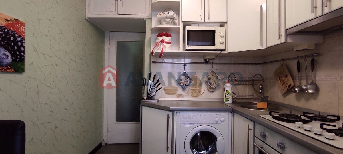 1 ��. ��������, 30/-/6 ��. �., 5/5 ������ ���� 6