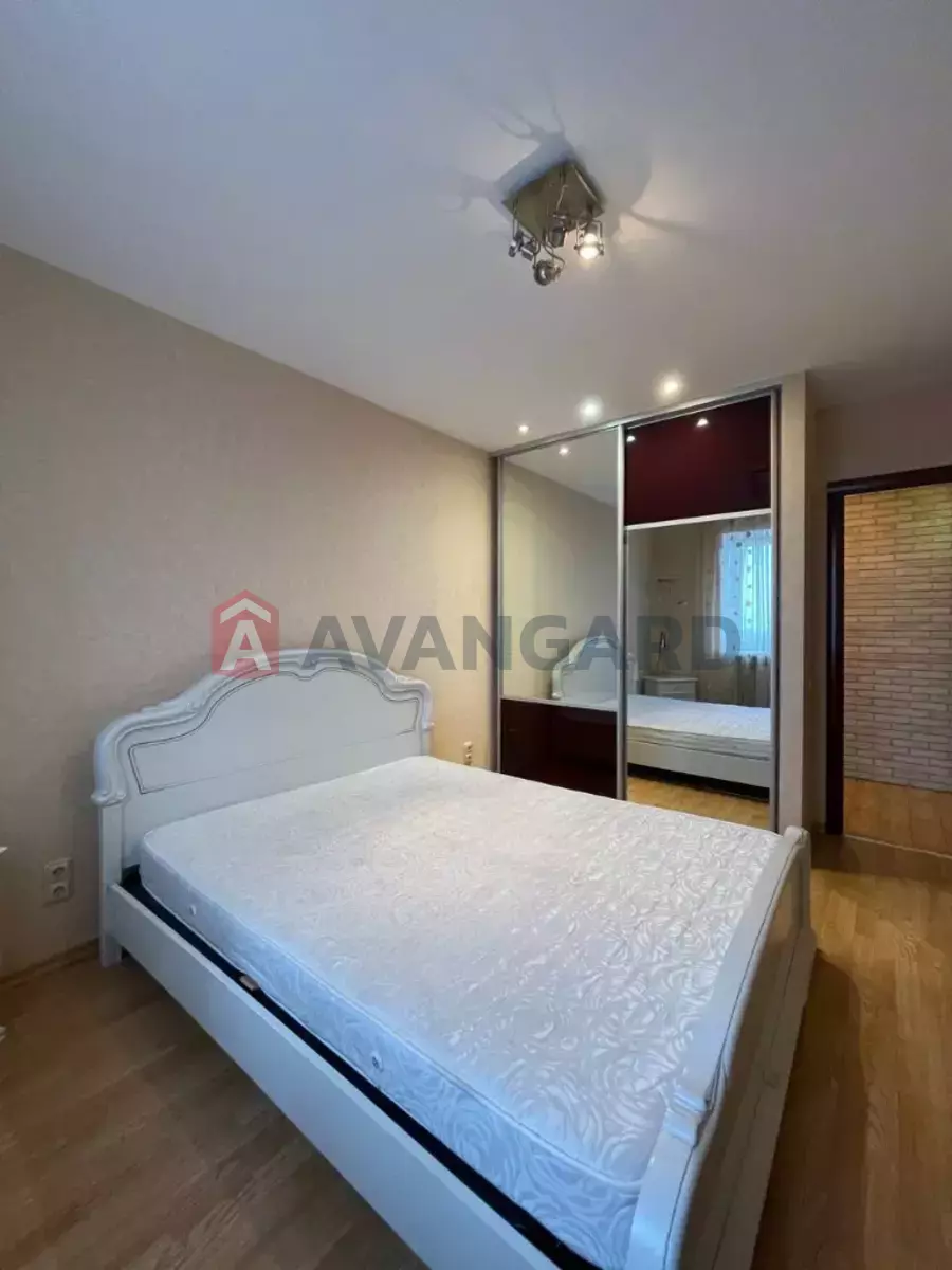 3 ��. ��������, 69/29/31 ��. �., 6/9 ������ ���� 13