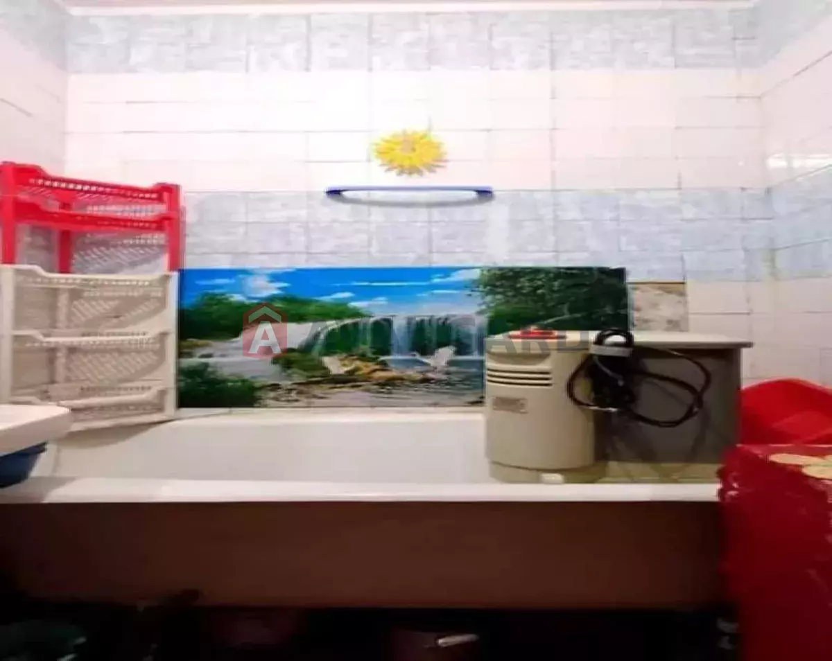 3 ����. ��������, 65/-/8 ��. �., 9/9 ���� ���� 5