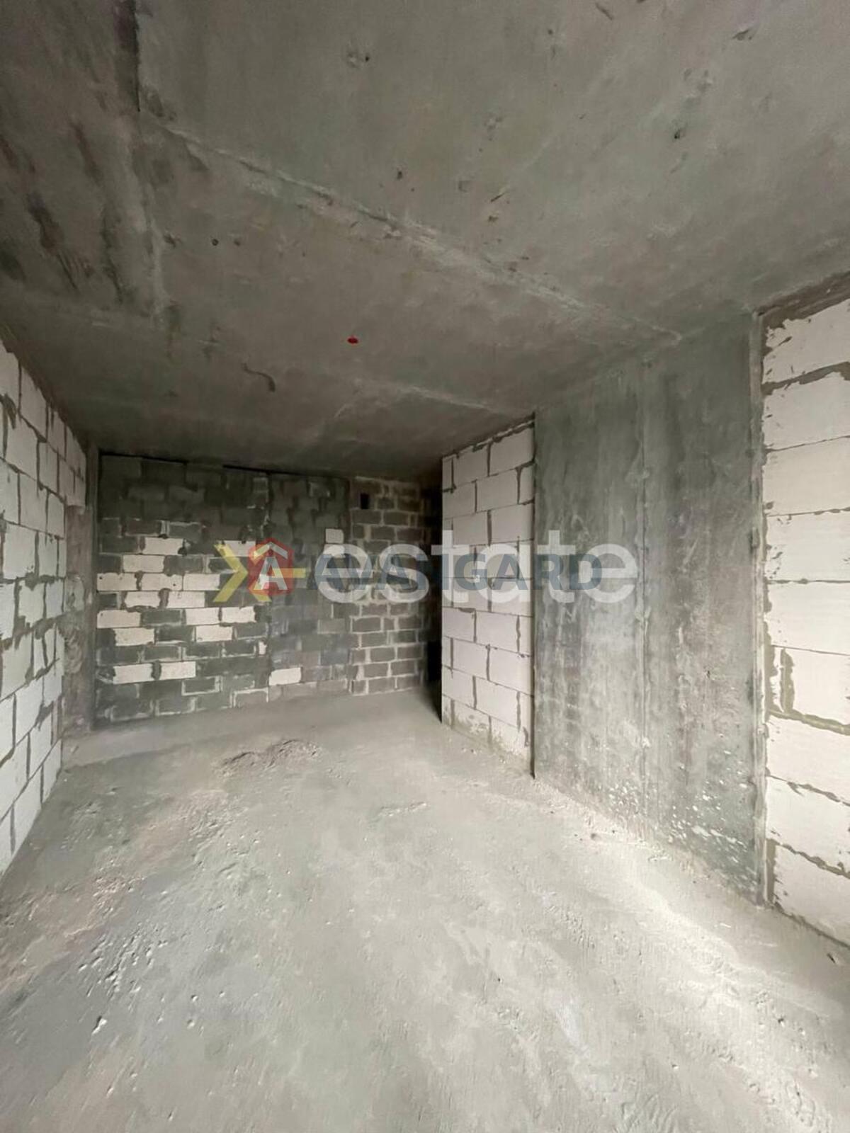 2 ��. ��������, 87/38/23 ��. �., 9/27 ������ ���� 8