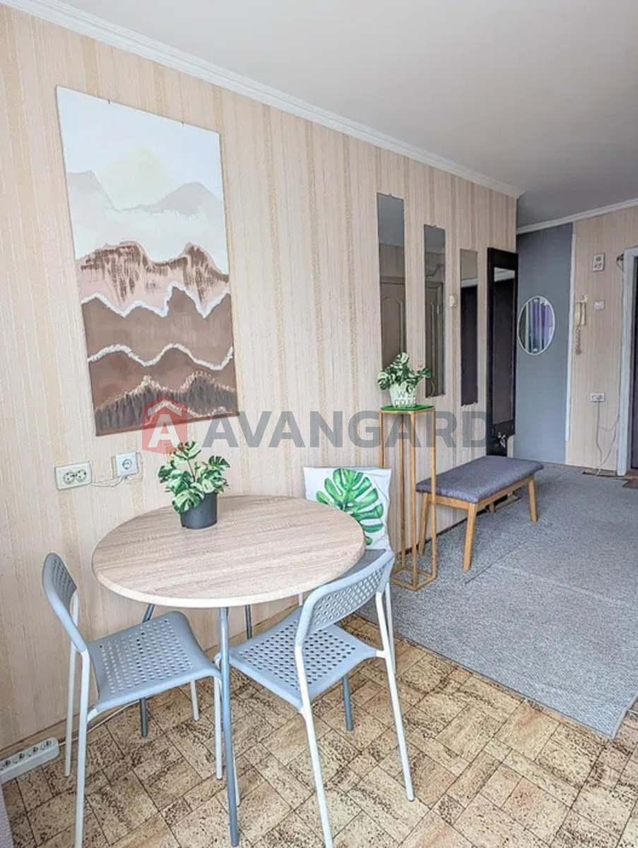 3 ��. ��������, 65/-/8 ��. �., 6/9 ������ ���� 4