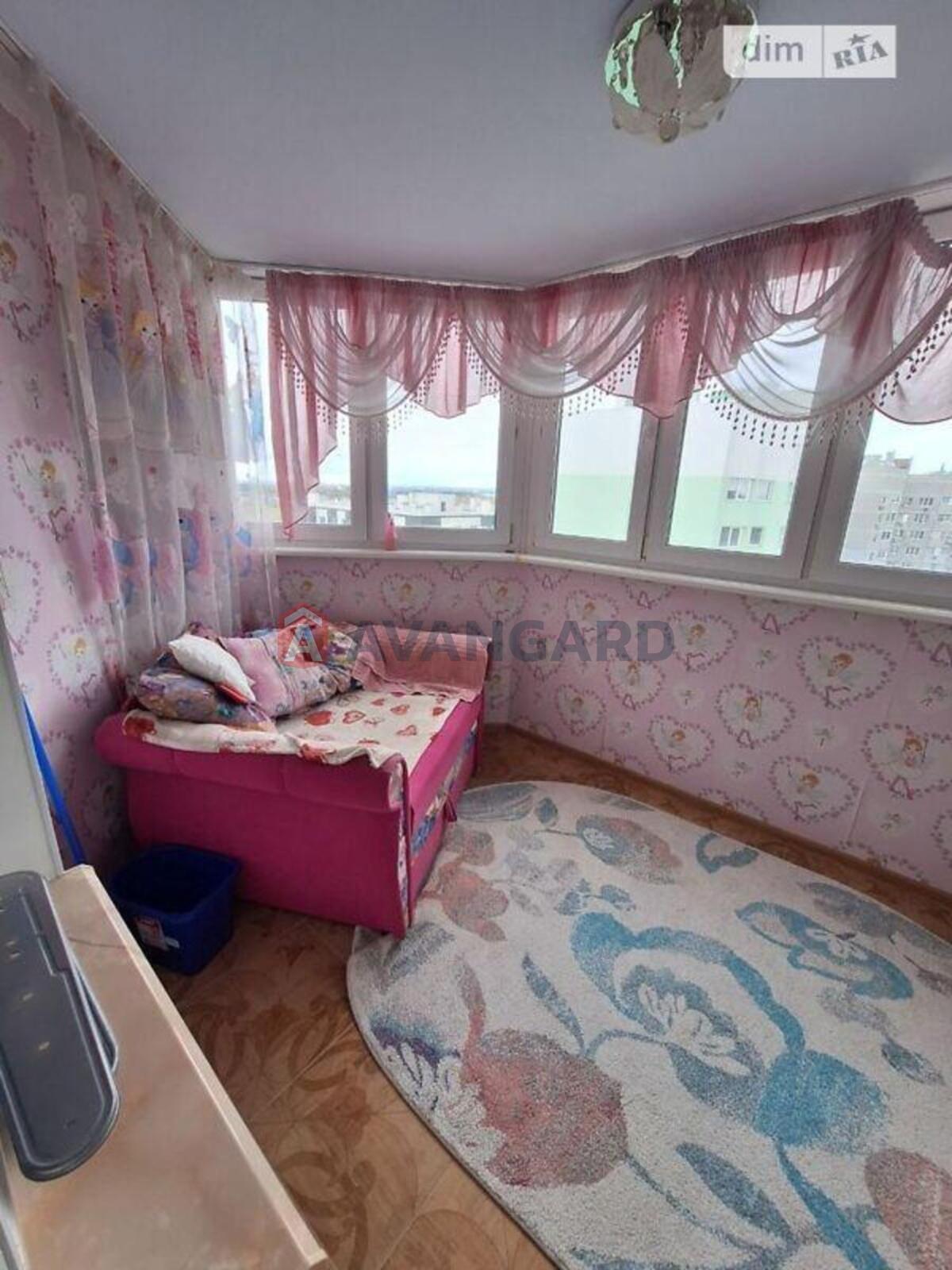 2 ��. ��������, 67/-/12 ��. �., 10/10 ������ ���� 6