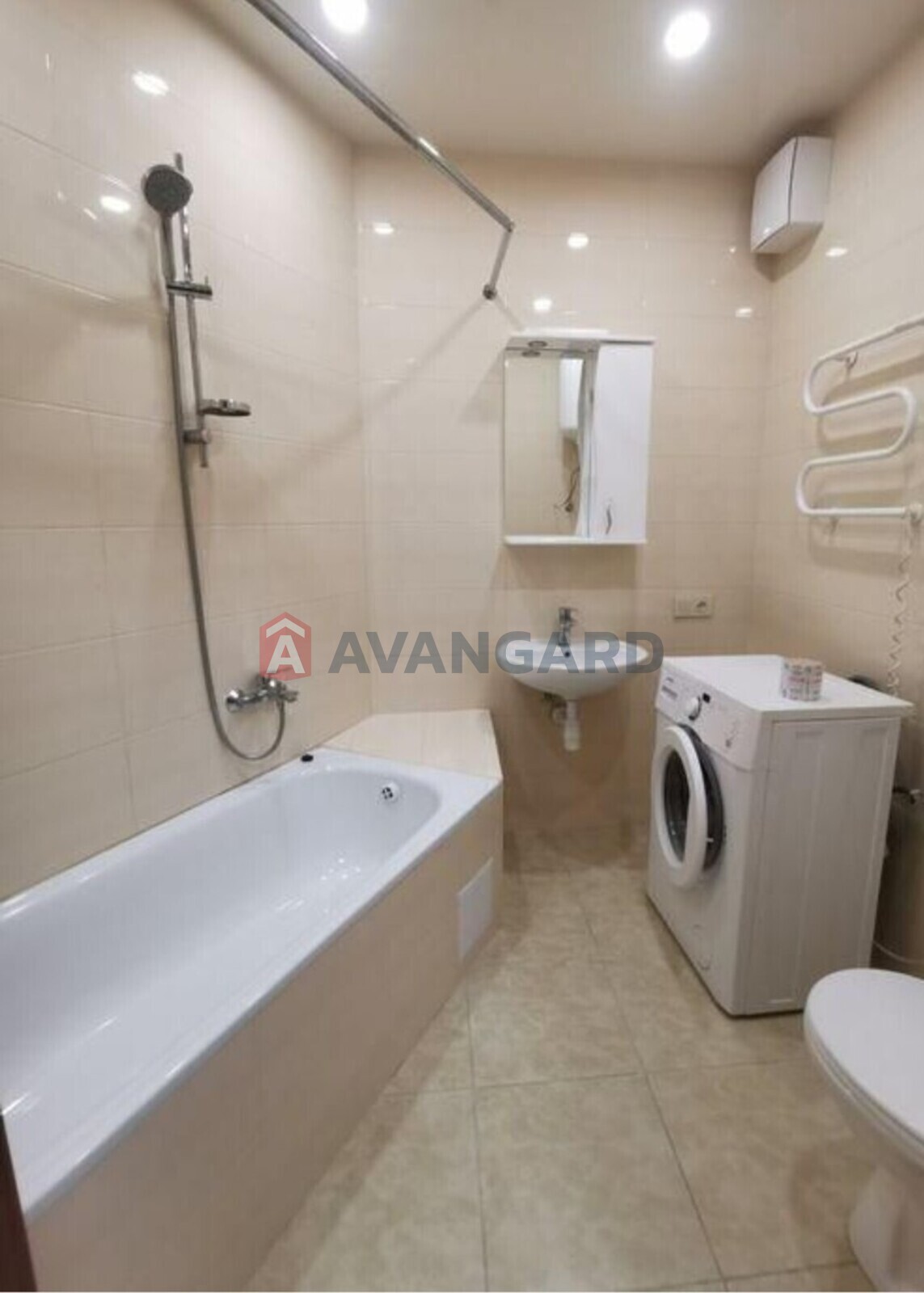 1 ����. ��������, 33/15/7 ��. �., 18/24 ���� ���� 5