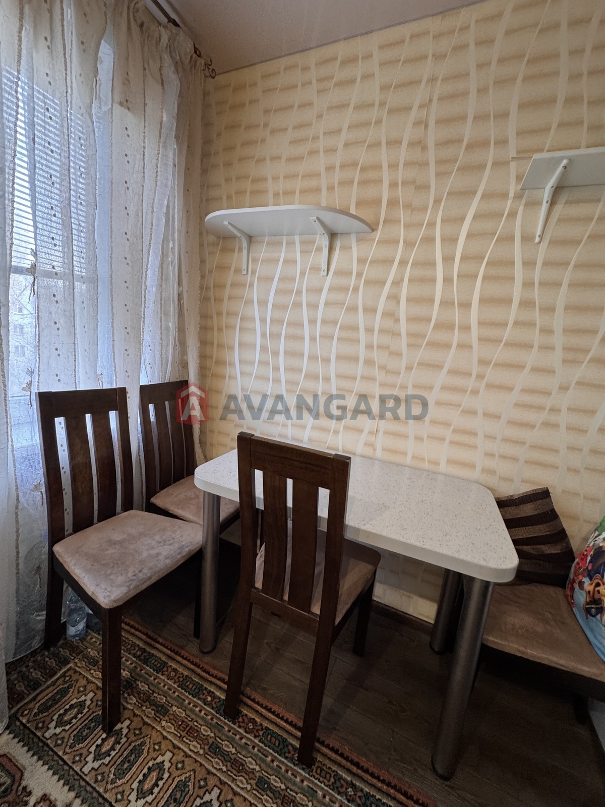 1 ����. ��������, 38.8/-/7 ��. �., 4/9 ���� ���� 4