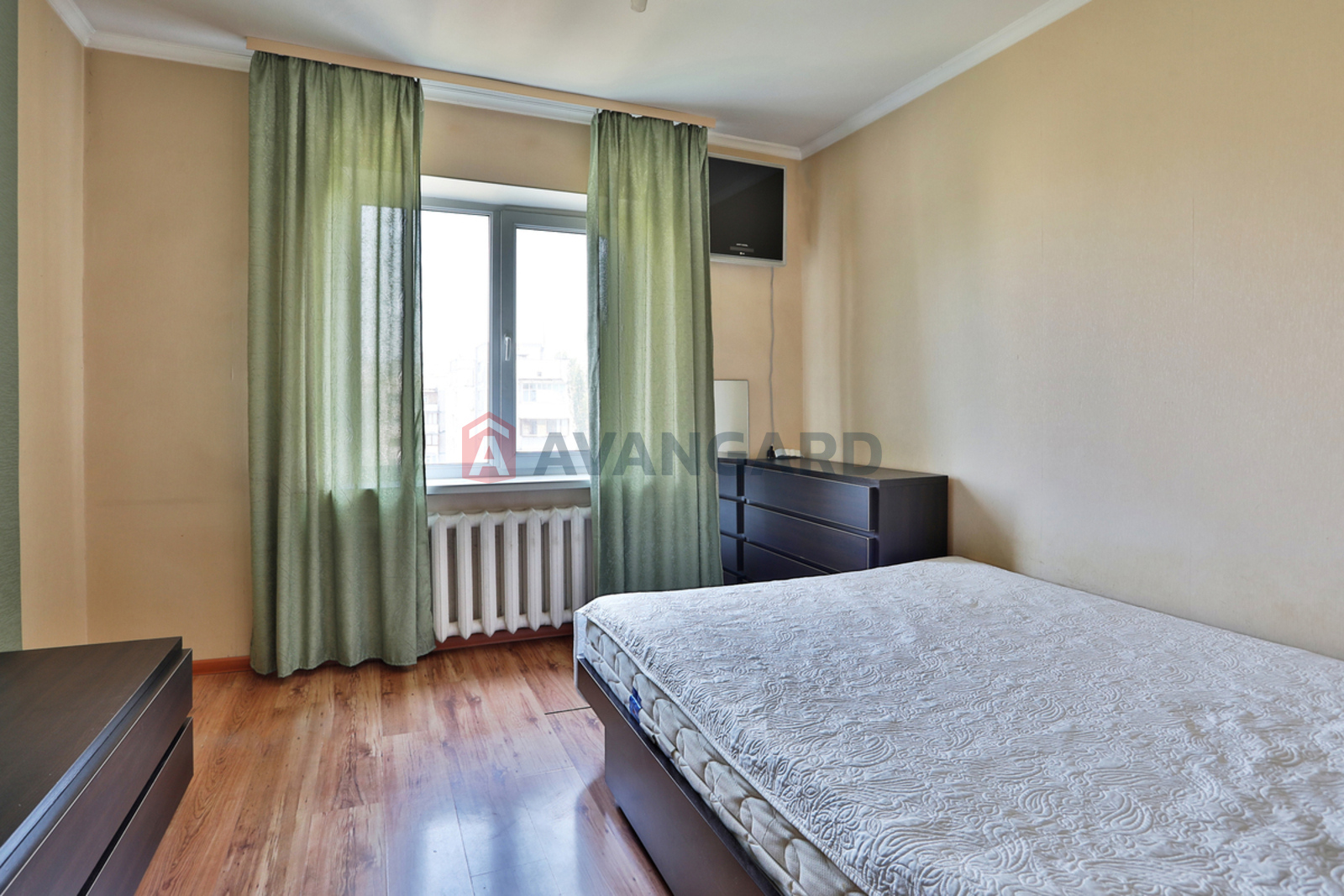 2 ����. ��������, 50/30/7 ��. �., 9/9 ���� ���� 4