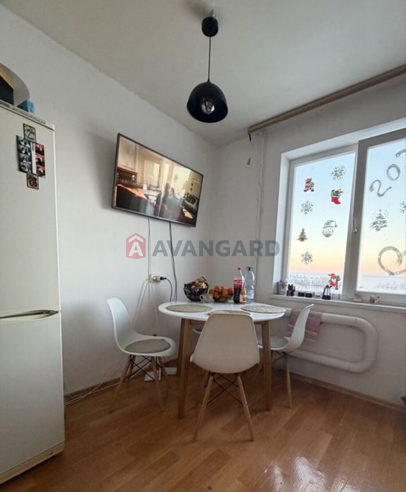 1 ��. ��������, 35/-/9 ��. �., 8/10 ������ ���� 5