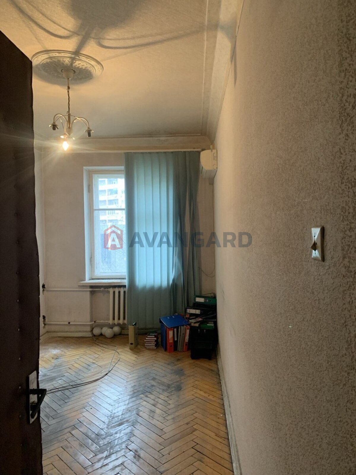 2 ��. ��������, 63/27/10 ��. �., 5/5 ������ ���� 4