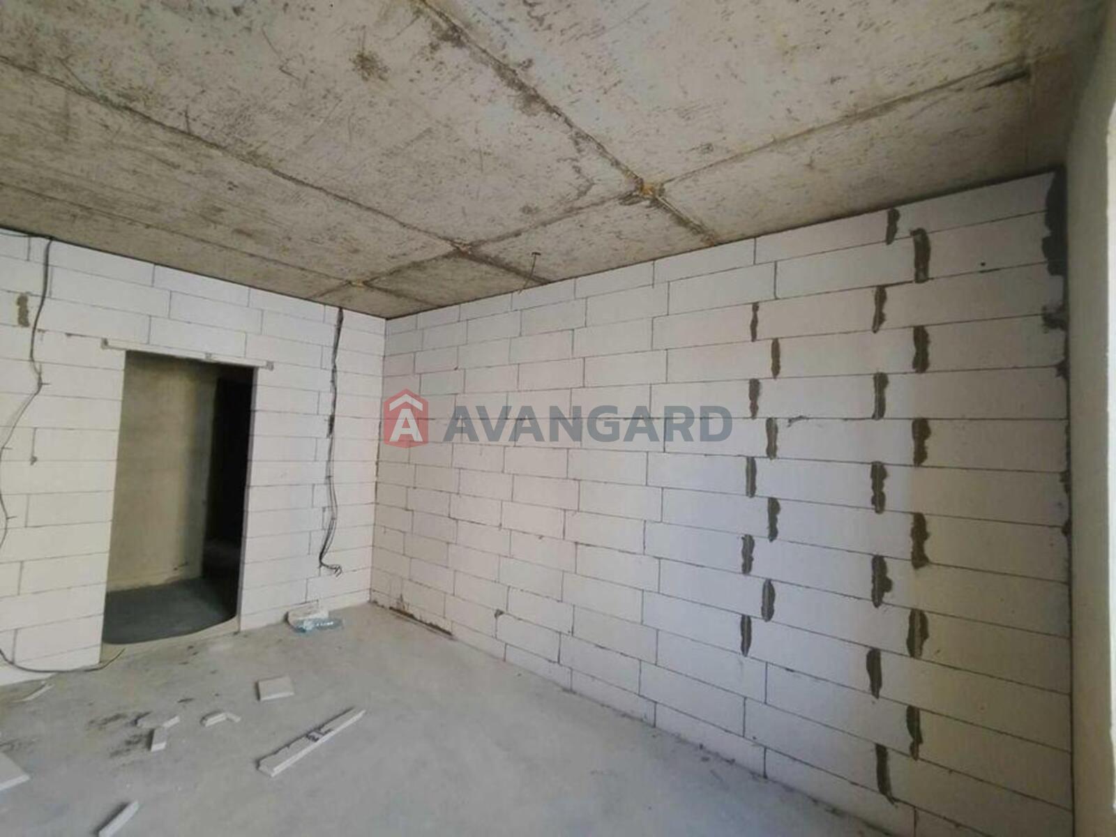 2 ��. ��������, 58/-/15 ��. �., 3/10 ������ ���� 9