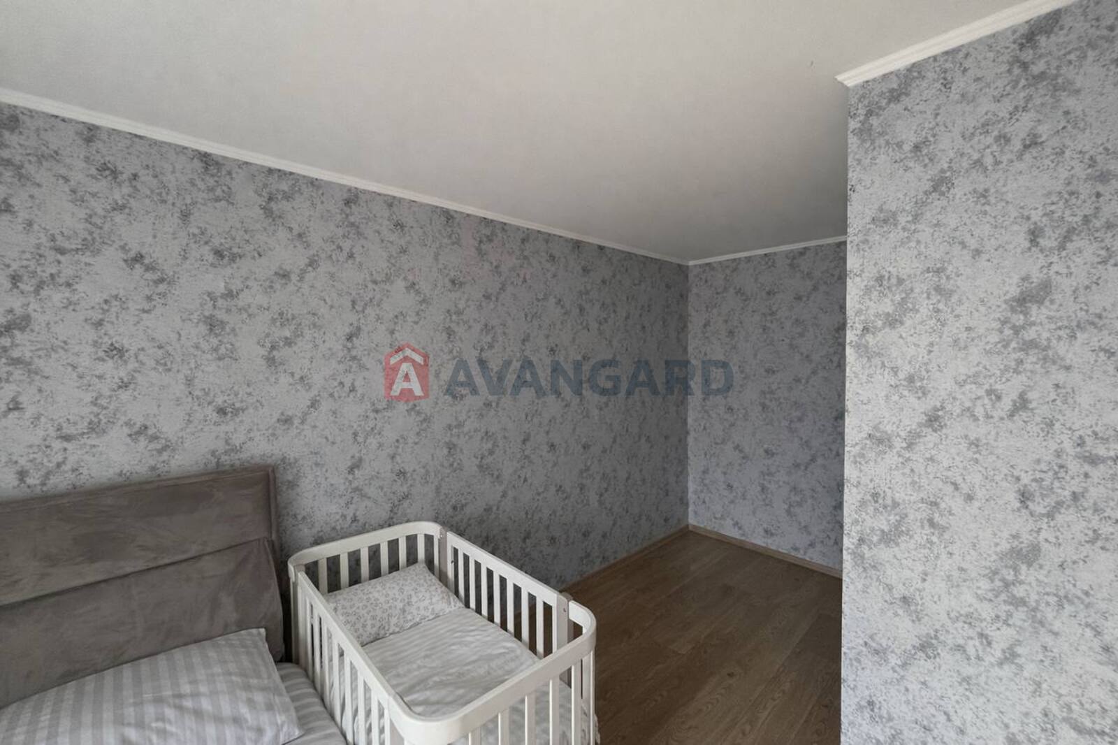 1 ��. ��������, 43/17/11 ��. �., 4/12 ������ ���� 7