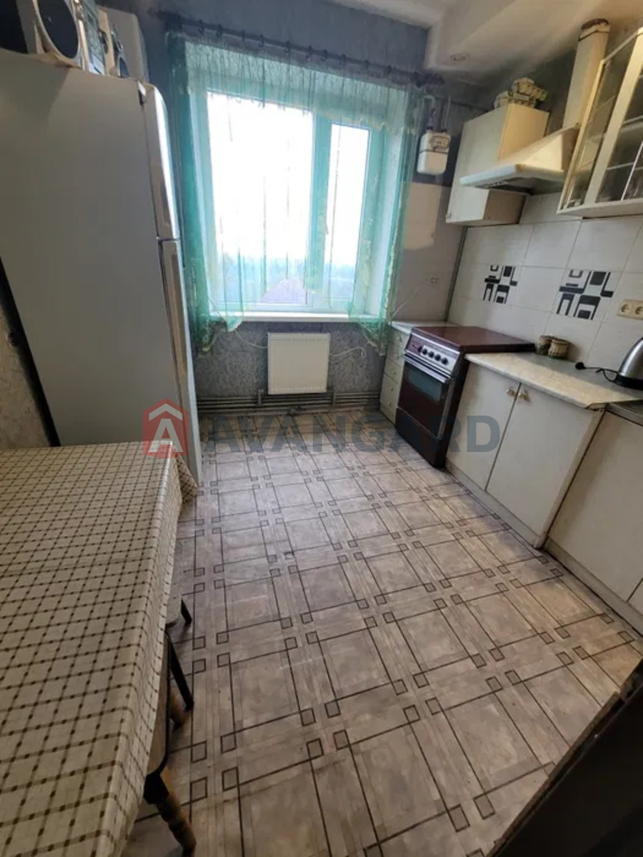 2 ��. ��������, 52/-/7 ��. �., 9/9 ������ ���� 18