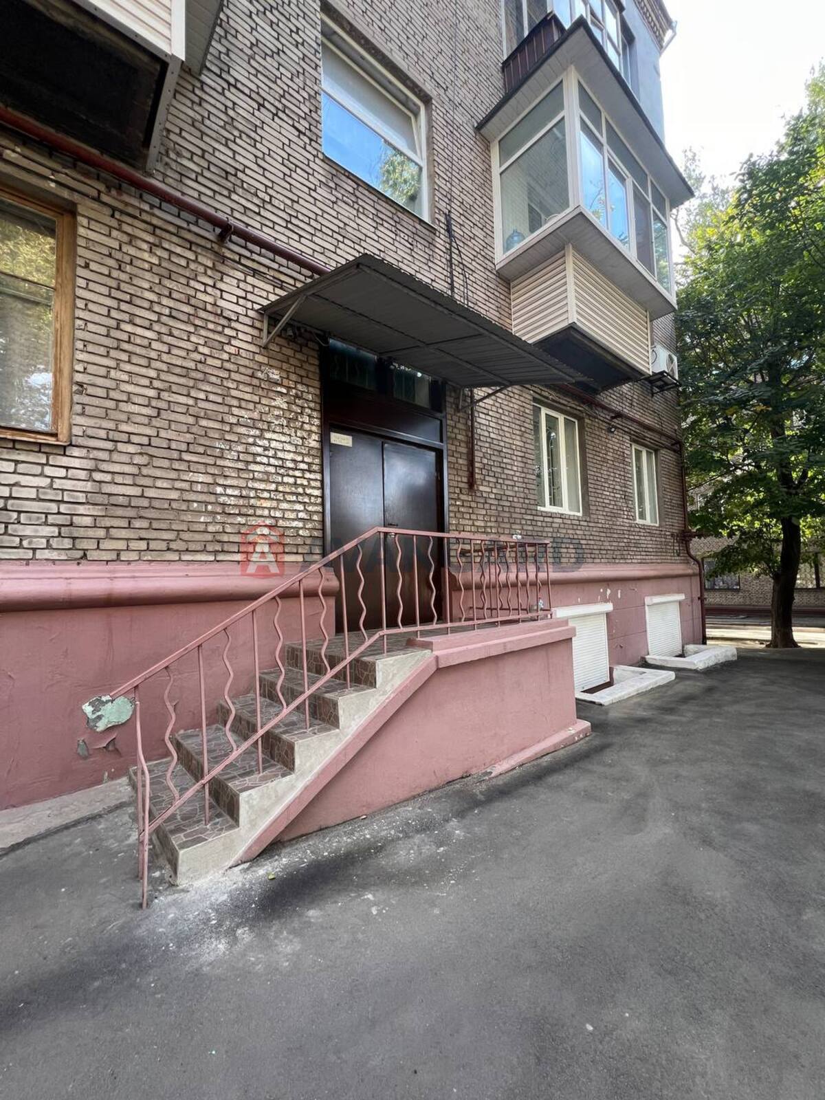 2 ��. ��������, 56/37/8 ��. �., 4/4 ������ ���� 15