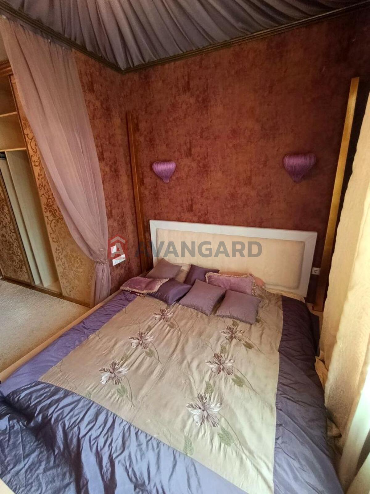 4 ��. ��������, 130/80/7 ��. �., 4/4 ������ ���� 5