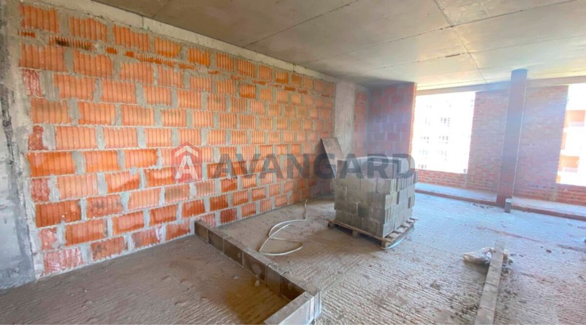 2 ��. ��������, 81/-/27 ��. �., 4/11 ������ ���� 12